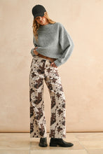 Load image into Gallery viewer, Round Neck Grey cropped sweater
