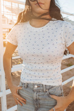 Load image into Gallery viewer, White Tee W/Blue Flowers
