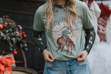 Load image into Gallery viewer, DOORBUSTER PRICE Christmas Roper Tee
