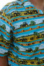 Load image into Gallery viewer, Men&#39;s Short Sleeve Tractor Button Up
