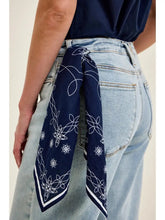Load image into Gallery viewer, Judy Blue Marlow Arc Leg with removable Bandana
