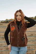 Load image into Gallery viewer, Rodeo Quincy Heaven Round Up Vest
