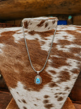 Load image into Gallery viewer, Tom Francisco Navajo Pendant Necklace
