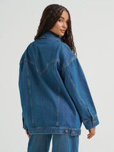 Load image into Gallery viewer, Women&#39;s Wrangler Oversized Mega Trucker Jacket
