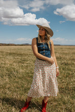 Load image into Gallery viewer, Wrangler Lainey Wilson Denim Vest
