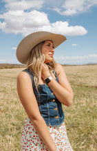 Load image into Gallery viewer, Wrangler Lainey Wilson Denim Vest
