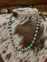 Load image into Gallery viewer, 22&quot; Navajo Pearl necklace

