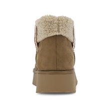 Load image into Gallery viewer, MIA Chestnut Iceland Boots
