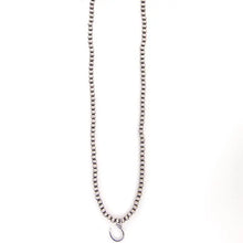 Load image into Gallery viewer, 18" Faux Navajo Pearl Necklace w/ Silver Horseshoe Charm
