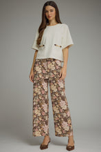 Load image into Gallery viewer, Women's Brown Floral Pants
