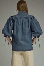 Load image into Gallery viewer, DENIM PUFF SLEEVE TOP
