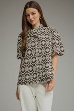 Load image into Gallery viewer, BROWN WHITE LACE TOP
