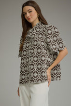 Load image into Gallery viewer, BROWN WHITE LACE TOP
