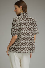 Load image into Gallery viewer, BROWN WHITE LACE TOP
