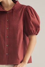 Load image into Gallery viewer, COGNAC RUFFLED TOP
